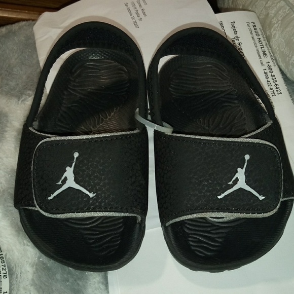 solarsoft jordan sandals